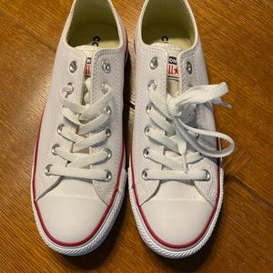 WOMENS CONVERSE ALL STARS